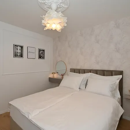 Apartment Luma